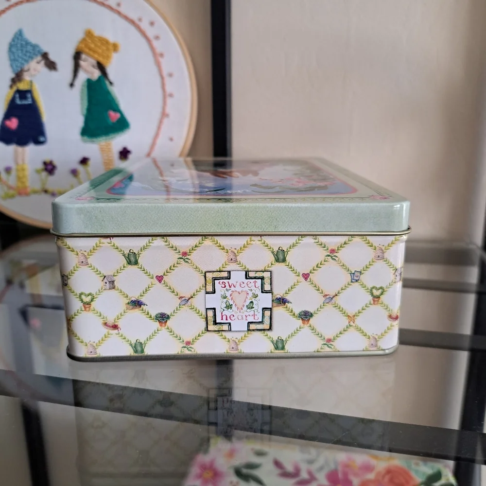 Susan Wheeler Collectible Sweet Bunny Couple In The Moonlight Tin Metal Box Lid